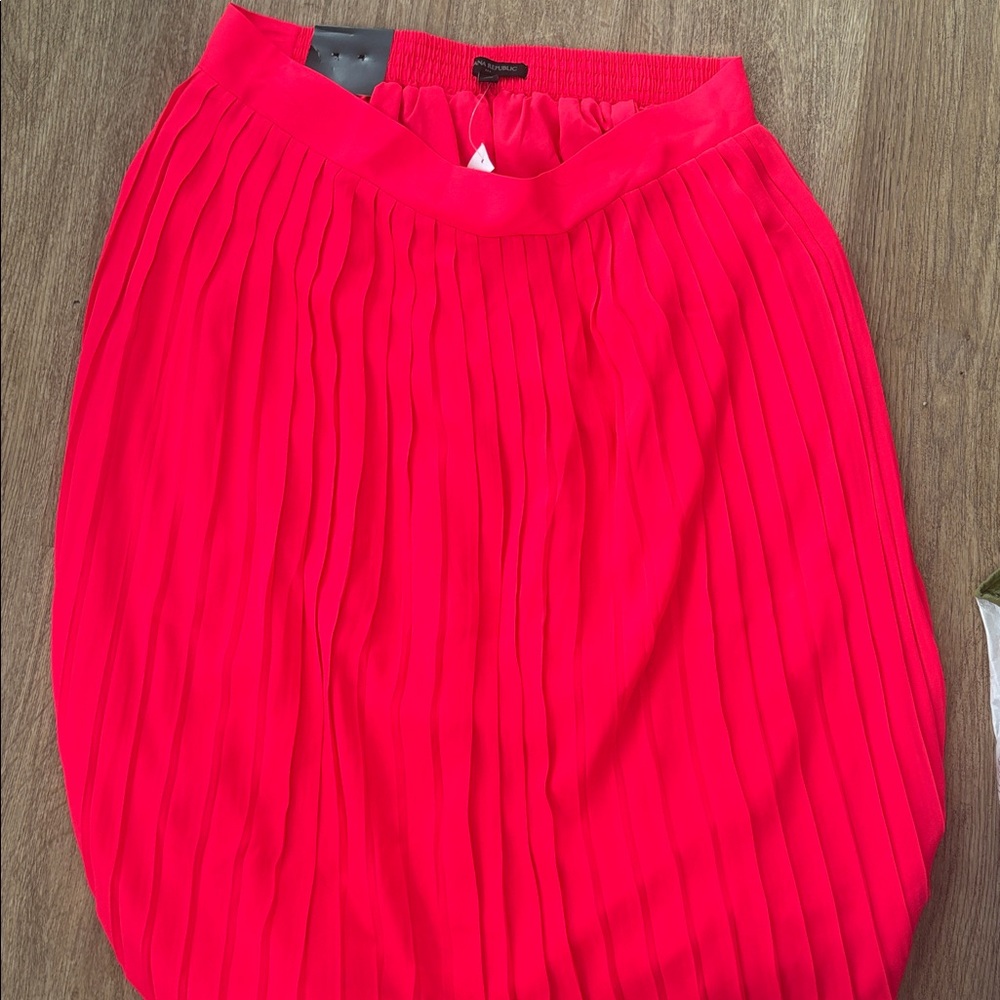 NWT Banana Republic Neon Pink Pleated Midi Skirt Size L
